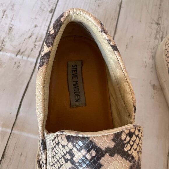 STEVE MADDEN GILL SNAKE PRINT SNEAKERS 9M - Picture 5 of 16